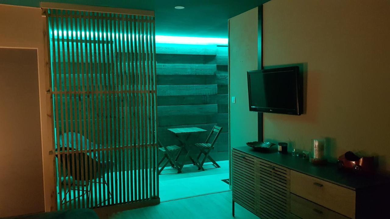 Le Lodge Origin Sainte-Suzanne ภายนอก รูปภาพ